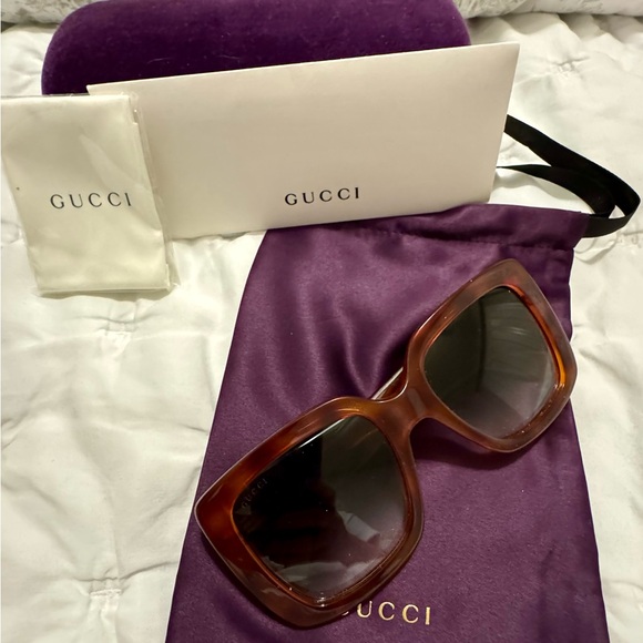Gucci Oversized Square Sunglasses Havana GG0141S 002 - Picture 3 of 9